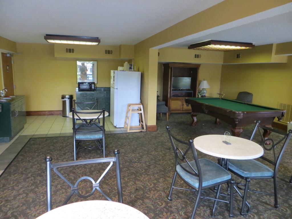 Budgetel Inn & Suites Macon Extérieur photo